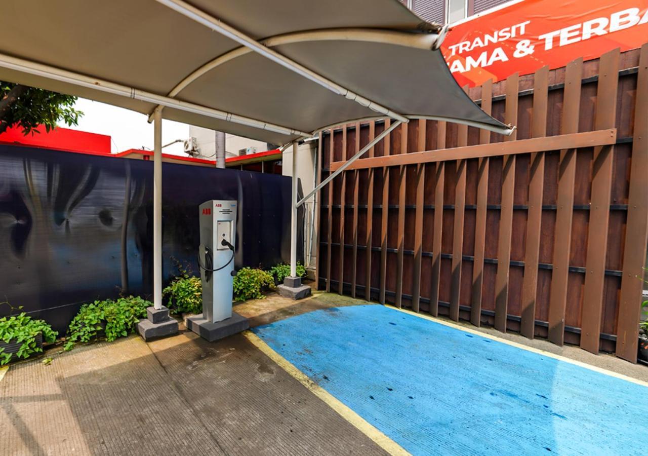 Kedaton 8 Xpress Padurenan المظهر الخارجي الصورة